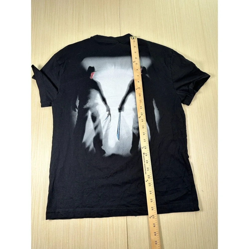 A Nightmare Freddy VS. Jason T-Shirt Men Small Black Logo Graphic Print Pullover - Picture 7 of 7
